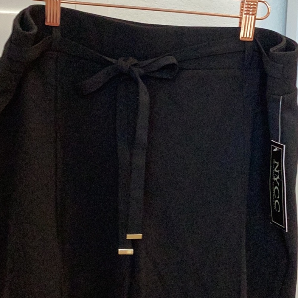 NY Clothing Company Black Tie-Waist Shorts